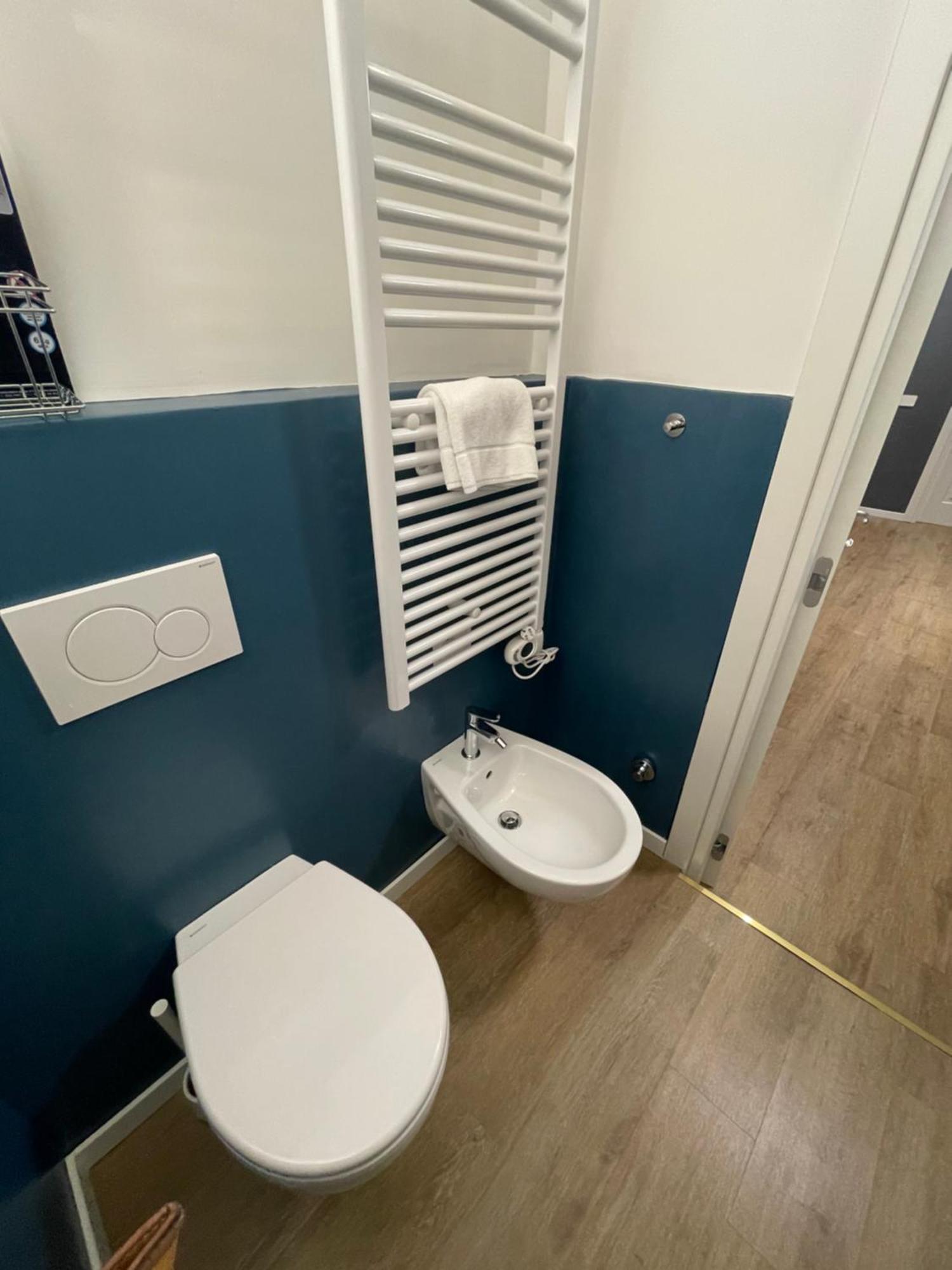 Isvi Bari Comfort Rooms Bagian luar foto
