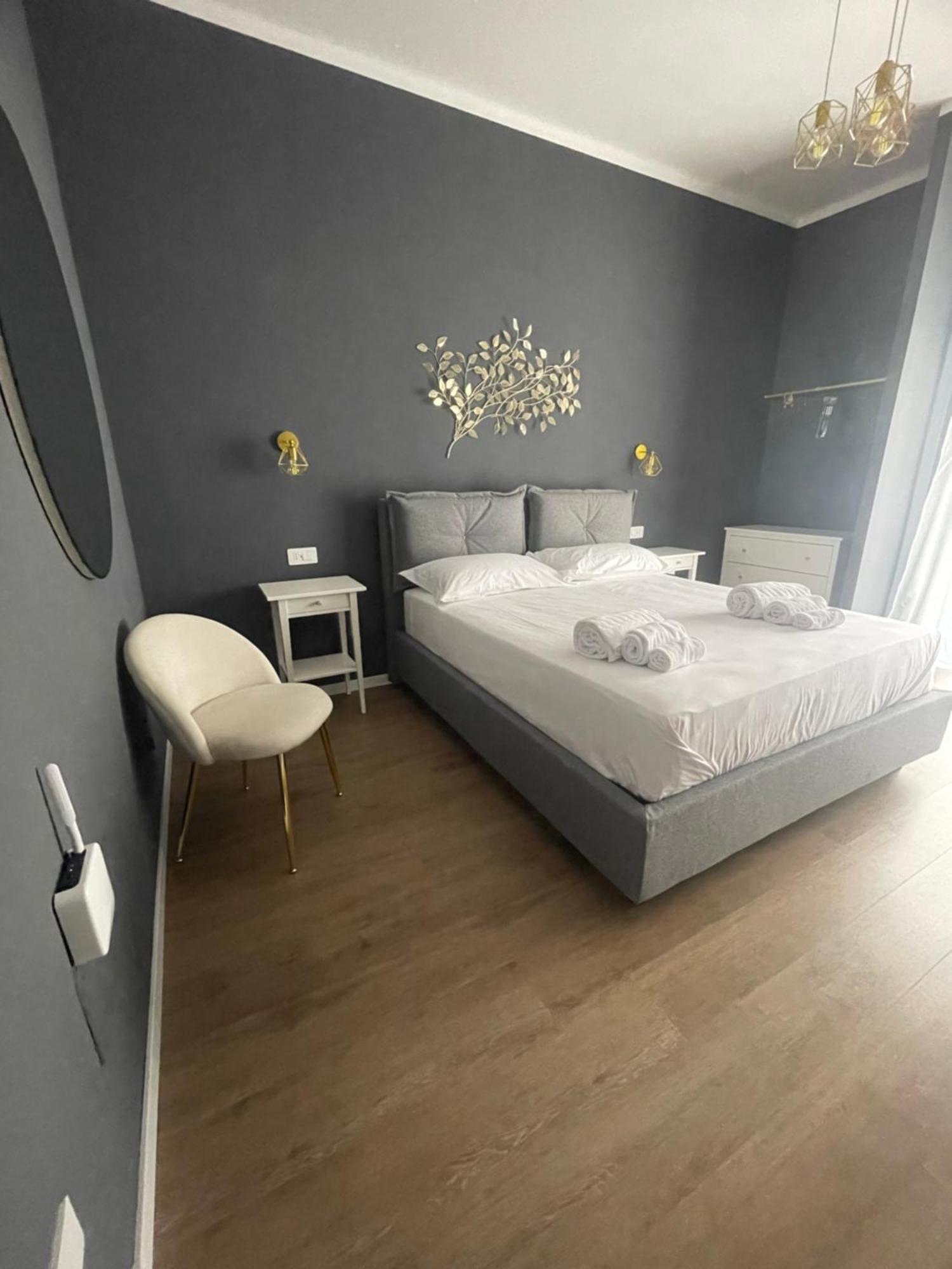 Isvi Bari Comfort Rooms Bagian luar foto