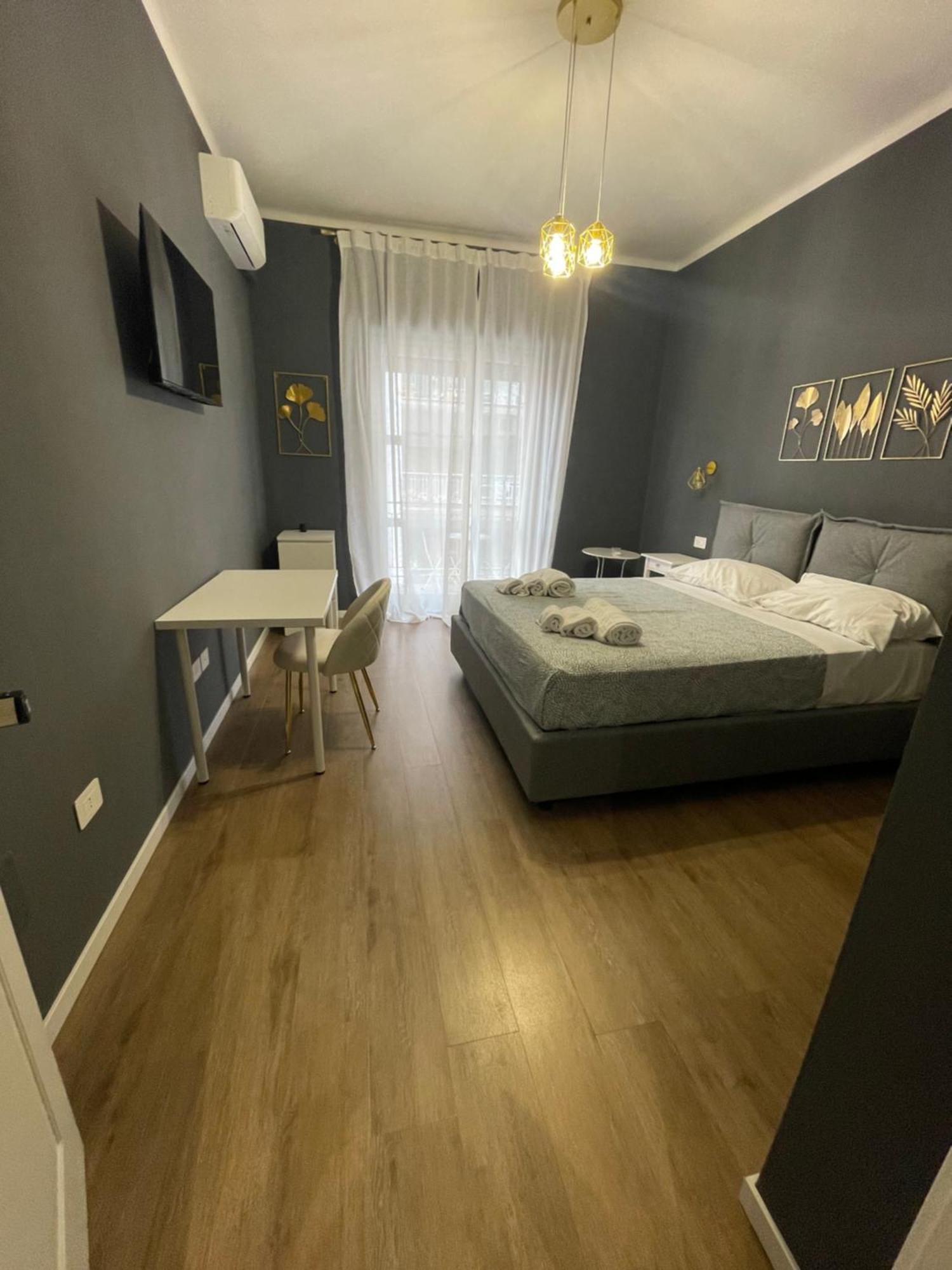 Isvi Bari Comfort Rooms Bagian luar foto