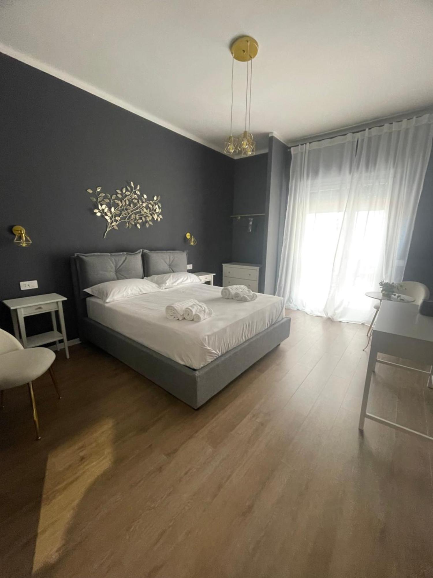 Isvi Bari Comfort Rooms Bagian luar foto